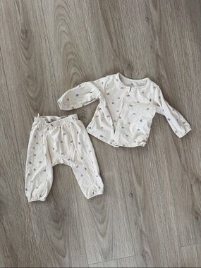 H&M Cream Floral Baby Matching Set